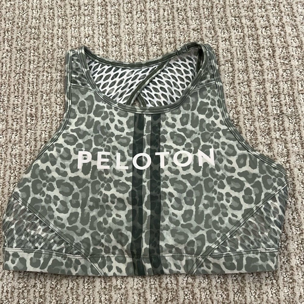 Peloton x WITH Cheetah high neck green bra size S